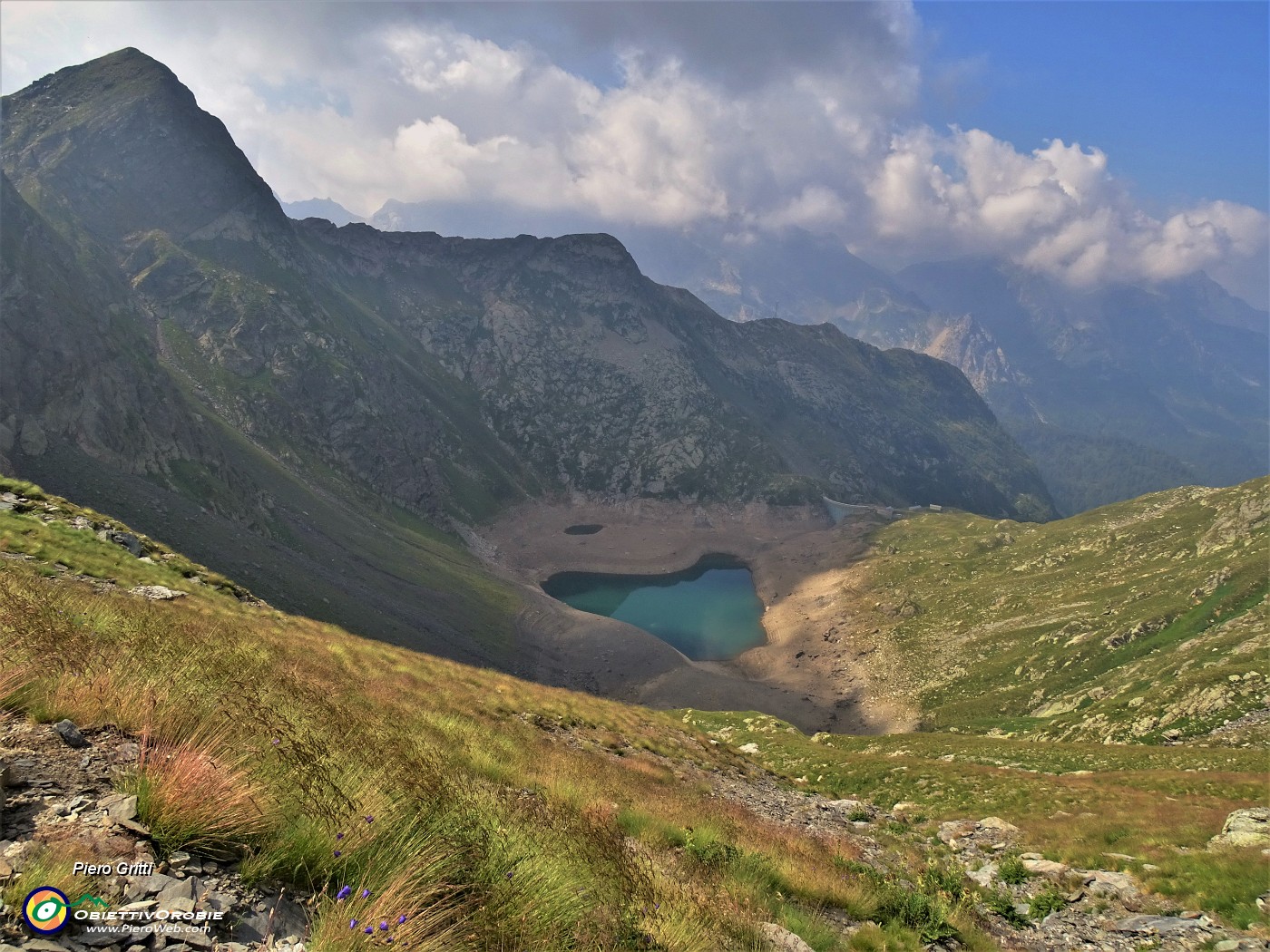 21 Dal sent. 253 vista sul Lago del diavolo in secca.JPG